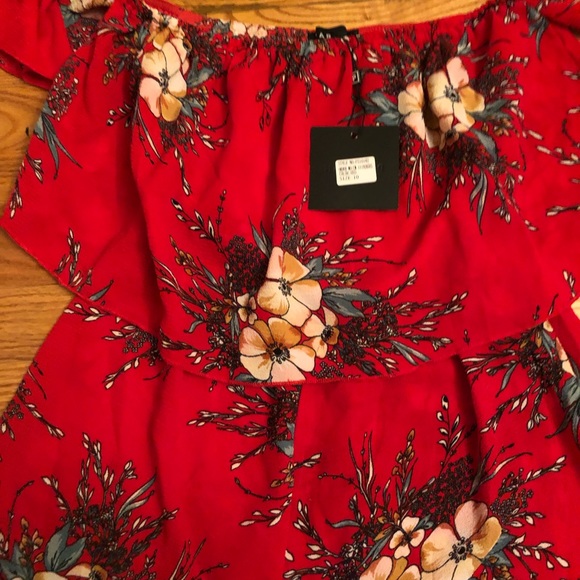 Red floral romper - Picture 3 of 11